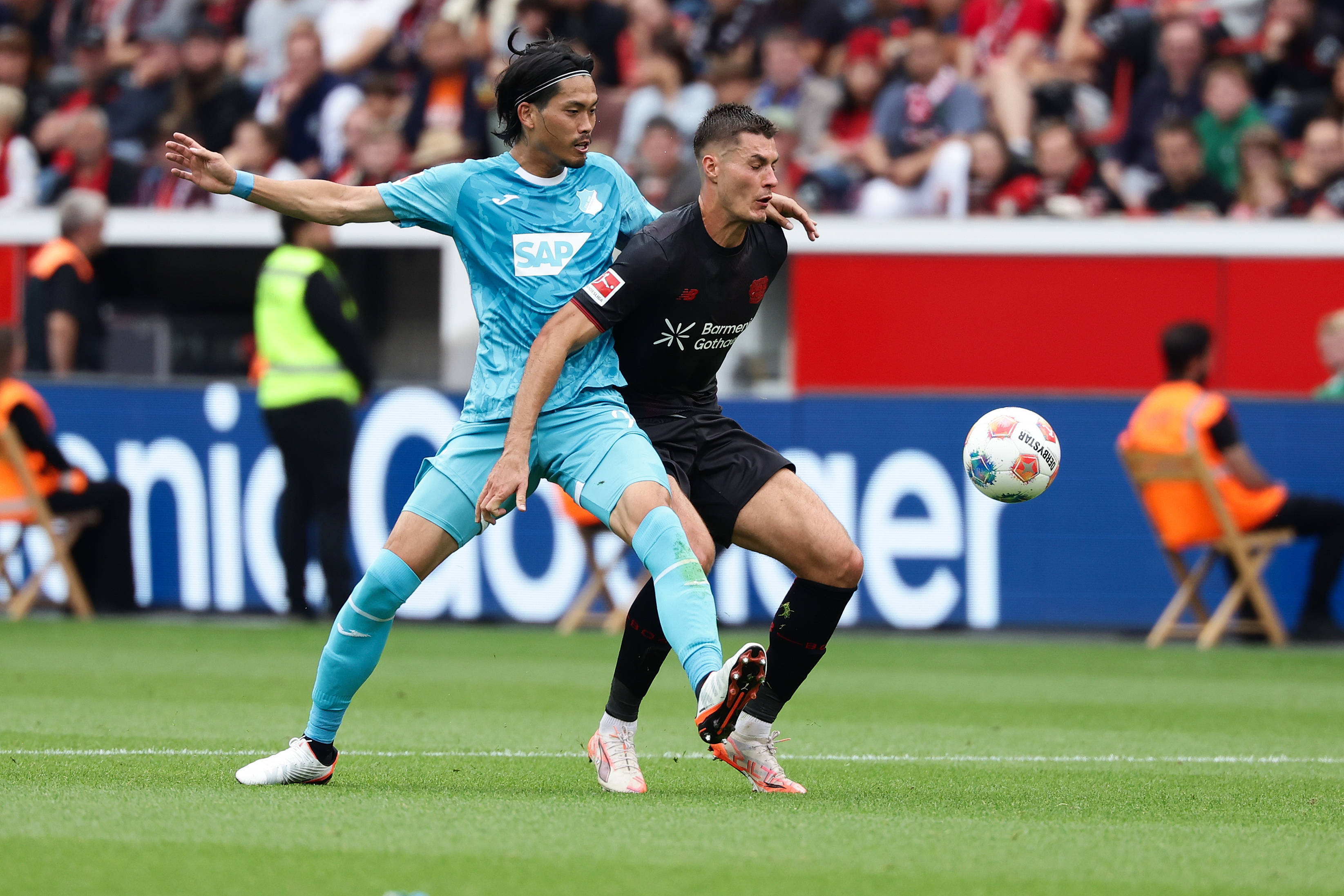 勒沃库森备战临近比赛，磨刀霍霍的简单介绍