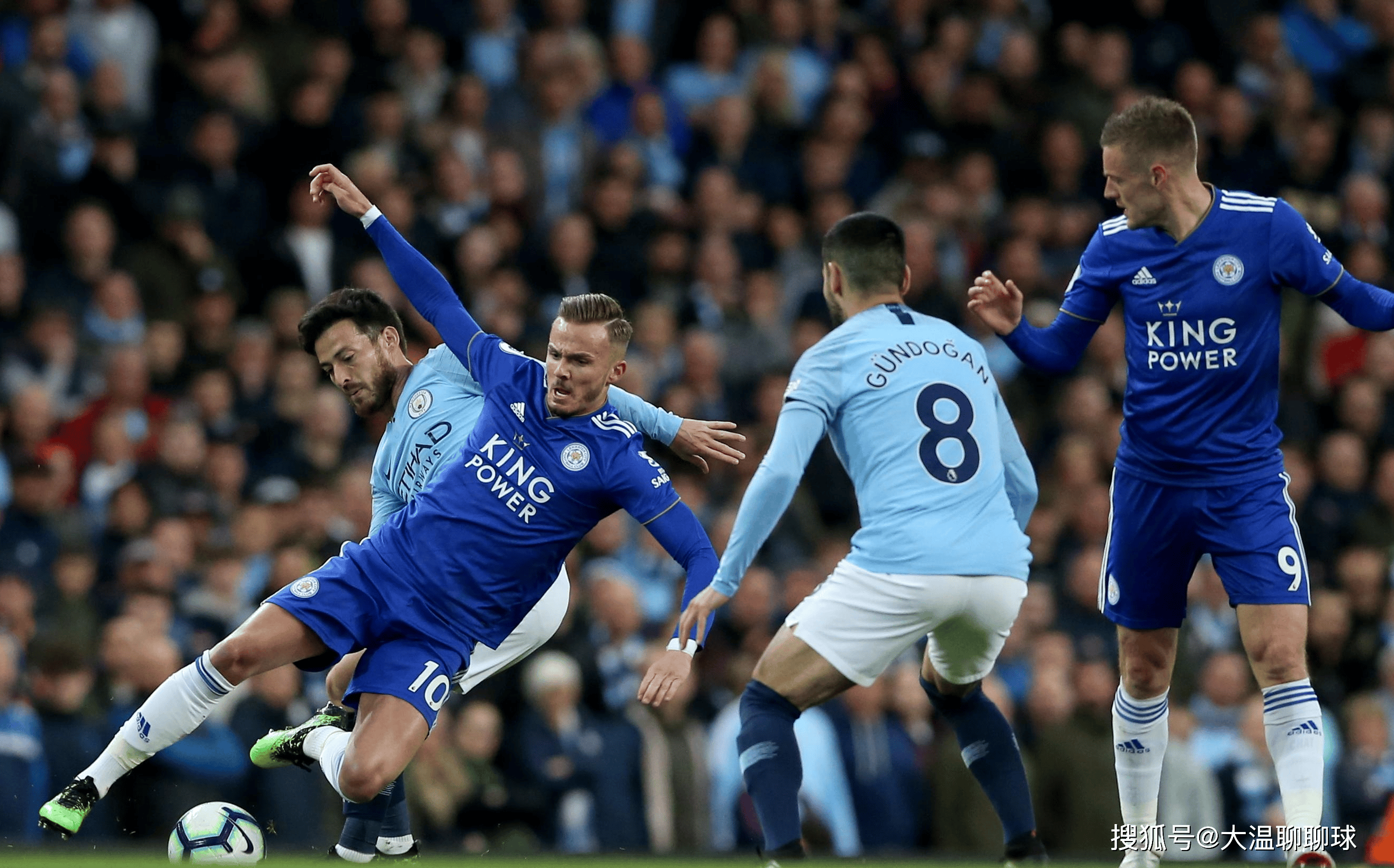 阿贾克斯客场胜算不佳,主场争取逆转 阿贾克斯客场胜算不佳,主场争取逆转