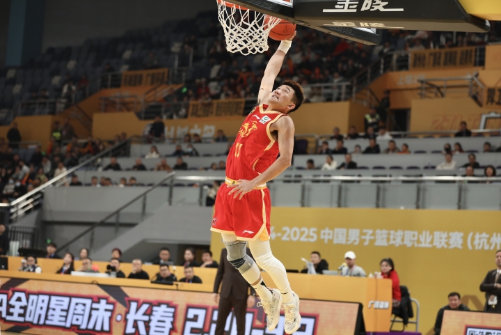 广厦男篮再胜一仗，保持不败纪录