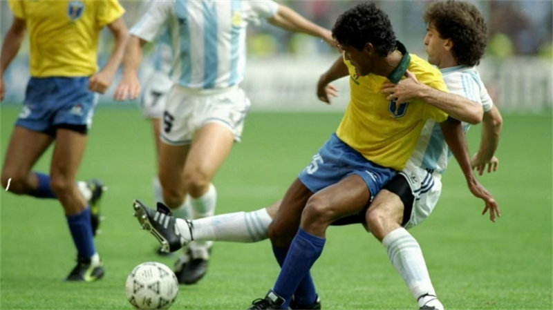 意大利队长表达对阵巴西的信心 意大利队长表达对阵巴西的信心