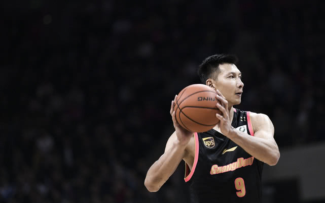 关于自由人击败夺冠热门，一路杀入四强的信息