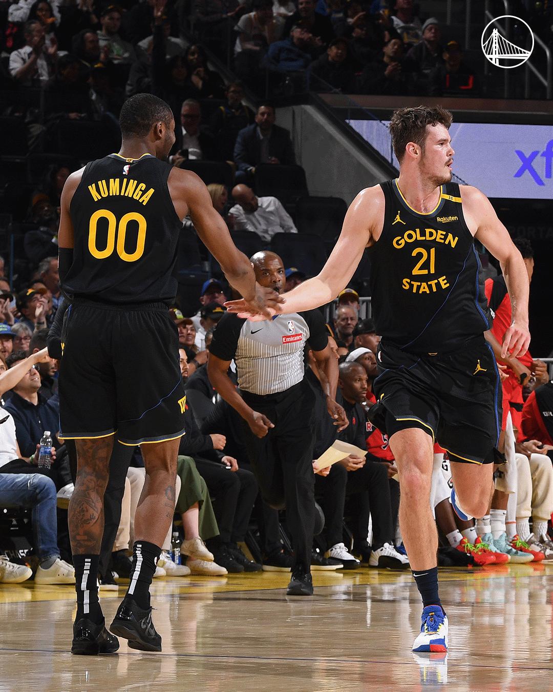 关于勇士力克猛龙,库里独揽四双领先总决赛的信息 关于勇士力克猛龙,库里独揽四双领先总决赛的信息