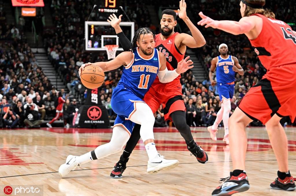 乐鱼体育视频-猛龙主场大胜，取得连胜佳绩