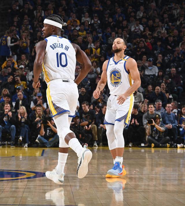 乐鱼体育教练-包含猛龙再次胜骑士，灰熊两连胜的词条