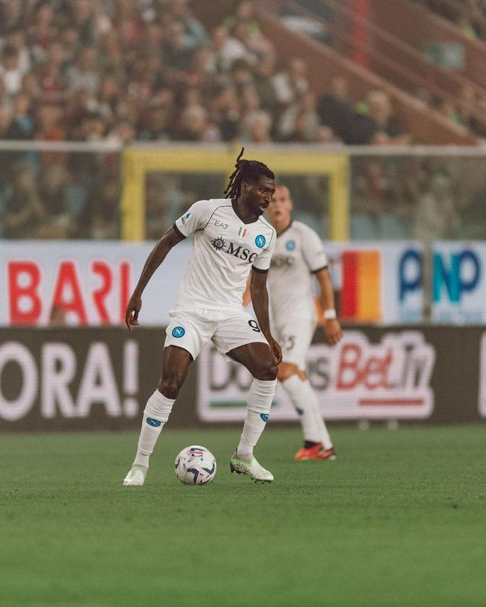 关于那不勒斯遭遇绝杀，客场不敌热那亚的信息