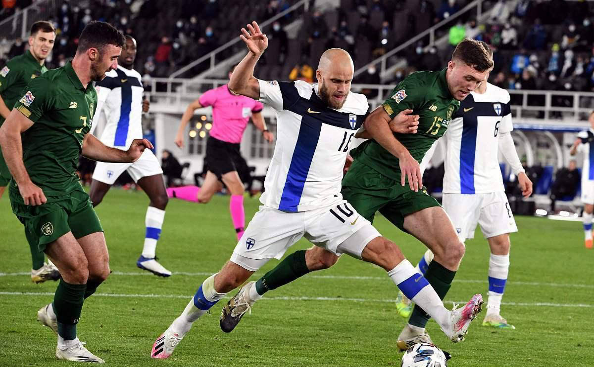 包含波兰队备战备受限制，队员备战欲胜利的词条